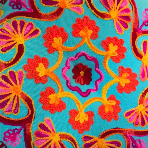 Meet your Posher, Emily - Picture 1 of 1